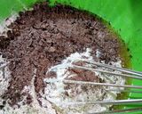 Foto del paso 1 de la receta: Galletitas con chocolate picado