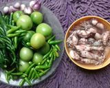 Foto langkah ke 1 dari resep Cumi Cabe Ijo.