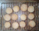 A picture of step 4 of Coconut cookies.