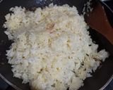 Foto langkah ke 2 dari resep Chesse Tuna Mayo Baked Rice.