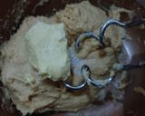 Foto langkah ke 5 dari resep Cheddar & Paprika Soft Sourdough Bread.