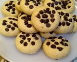 صورة لخطوة 3 من وصفة كوكيز بالشوكلت شيبس بأسهل طريقة وأحلى طعم 😋♥️