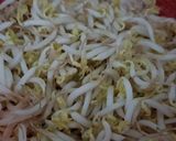 Foto langkah ke 1 dari resep Tumis Toge Tahu.