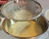 Hình bước làm 1 của món Hokkaido milk crepe