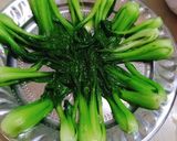 Hình bước làm 3 của món Cá điêu hồng hấp cải thìa