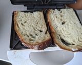 Foto langkah ke 2 dari resep Sourdough bread sandwich with chicken barbeque.