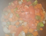 Foto del paso 3 de la receta: Canelón de carrilleras de cerdo al vino tinto con setas de temporada