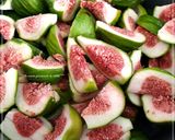 Une image de l'étape 1 de Gâteau yaourt aux figues blanches.