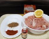 A picture of step 3 of Simple Chicken Tikka Pizza.