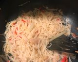Foto langkah ke 7 dari resep Spaghetti Tuna Aglio Olio Simple!.