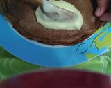 Foto langkah ke 4 dari resep Dadar Gulung Coklat Isi Vla Vanila.