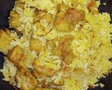 รูปขั้นตอนการทำที่ 4 ของ ข้าวผัดไก่หมักผงขมิ้น
