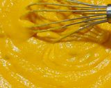 A picture of step 4 of Suji Mango Cake.