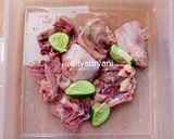 Foto langkah ke 1 dari resep Sup Punggung Ayam Kampung ala Rumah Kami.