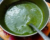 लहसुन और हरे धनिए की चटनी(lahsun aur hare dhaniya ki chutney recipe in hindi) रेसिपी चरण 2 फोटो