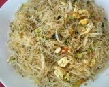 Foto langkah ke 7 dari resep Bihun Goreng Sederhana.
