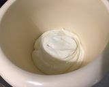 Une image de l'étape 5 de Charlotte aux figues, brousse et fromage blanc.