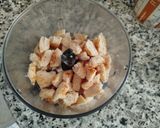Foto del paso 2 de la receta: Mini pizzas de pollo en Freidora de aire o al Horno tú eliges
