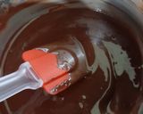 Foto del paso 2 de la receta: Bombones de chocolate rellenos de reducción de ponche