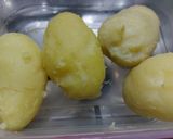 A picture of step 1 of Batata vara.