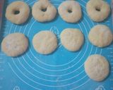 Foto langkah ke 2 dari resep Donat Susu.