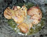 Foto langkah ke 3 dari resep Ayam Goreng Saus Telur Asin (Plus Saus Keju).