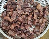 Foto langkah ke 3 dari resep Dendeng balado basah dengan sambal daun jeruk.