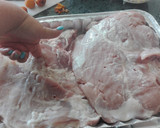 Foto del paso 1 de la receta: Pierna de cerdo enchilada / adobada