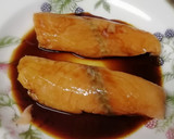 Foto del paso 1 de la receta: Sashimi de salmón fresco, con patatas cocidas y langostinos