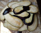 Foto del paso 2 de la receta: Milanesas de berenjenas 🍆