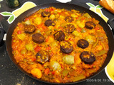 Paella valenciana de morcilla