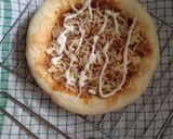 Foto langkah ke 6 dari resep Pizza Homemade Simple.