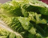 Foto langkah ke 1 dari resep Caecar Salad With Crouton Salad Sayur dengan krutong.