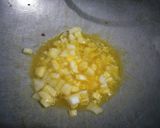 A picture of step 2 of Fried Bread Stuffed with Chicken and Vegetables.