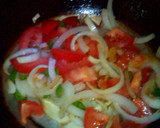 Foto del paso 6 de la receta: Totopos con huevo y salsa ranchera