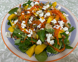 Foto del paso 1 de la receta: Ensalada de pollo con mango y pistachos