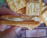 Foto langkah ke 4 dari resep 22. Cream Cheese Sandwich.