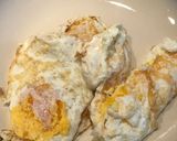 Foto langkah ke 2 dari resep Telor ceplok saus inggris ala Frielingga.
