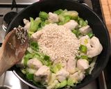 A picture of step 4 of Chicken, mushroom & leek risotto.