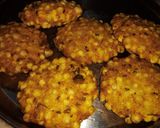 A picture of step 3 of Sabudana Vada.