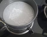 A picture of step 2 of Hot and sour soup.