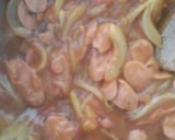 Foto del paso 3 de la receta: Espagueti en salsa roja con salchicha