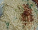 Foto langkah ke 3 dari resep Martabak mie simple favorite.