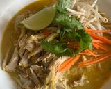 A picture of step 5 of Chicken laksa.