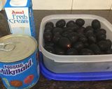 A picture of step 1 of Black berry Natural Ice-Cream with caramelized  Spun-Sugar.
