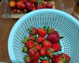 Foto langkah ke 3 dari resep Es Krim Strawberry Homemade.