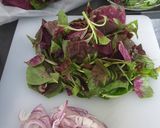 A picture of step 1 of Stirfry pinky amaranth leaves.