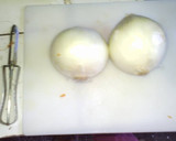 Foto del paso 1 de la receta: Cebollas curtidas con chile jalapeño y zanahoria en noche de brujas