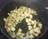 Foto del paso 1 de la receta: Medallones de merluza con guisantes