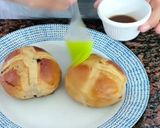 Foto del paso 8 de la receta: Pancitos con cruz (Hot cross buns)